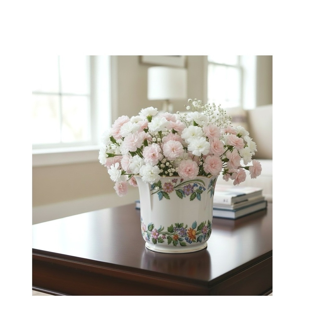 Herend Porcelain Cachepot,  Queen Victoria Planter Vase, Luxury Home Decor